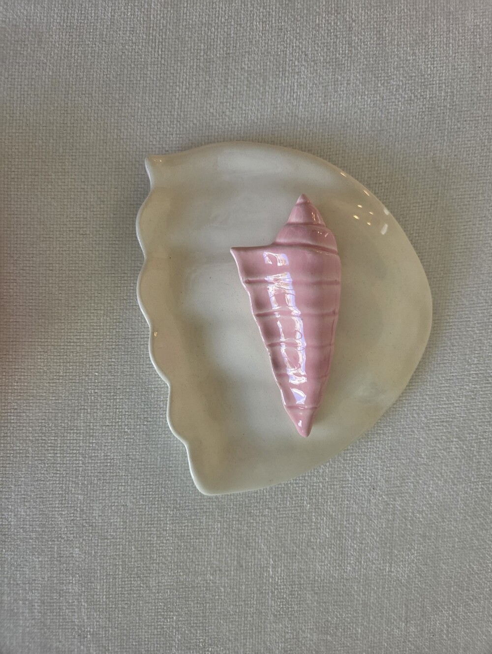 Pink Shell Ceramic Serving Dish - Picture 4 of 5